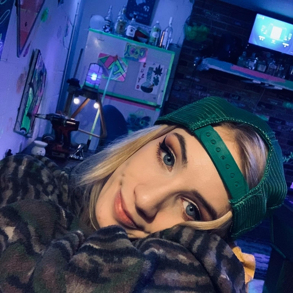 gabbyhere12